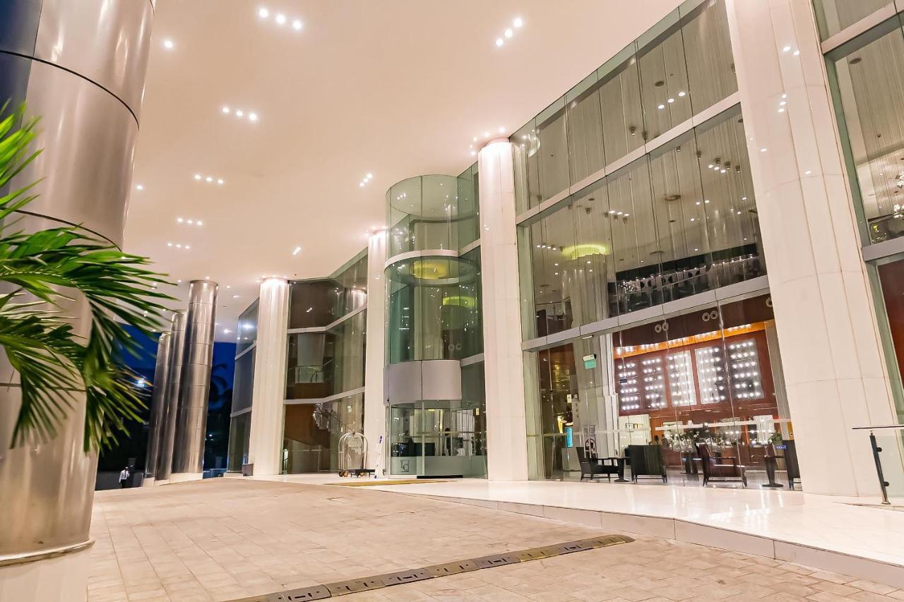 Lagos Continental Hotel Eksteriør bilde Lobby