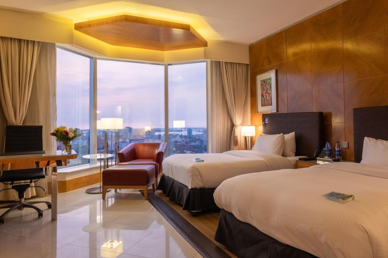 Lagos Continental Hotel Eksteriør bilde Deluxe room